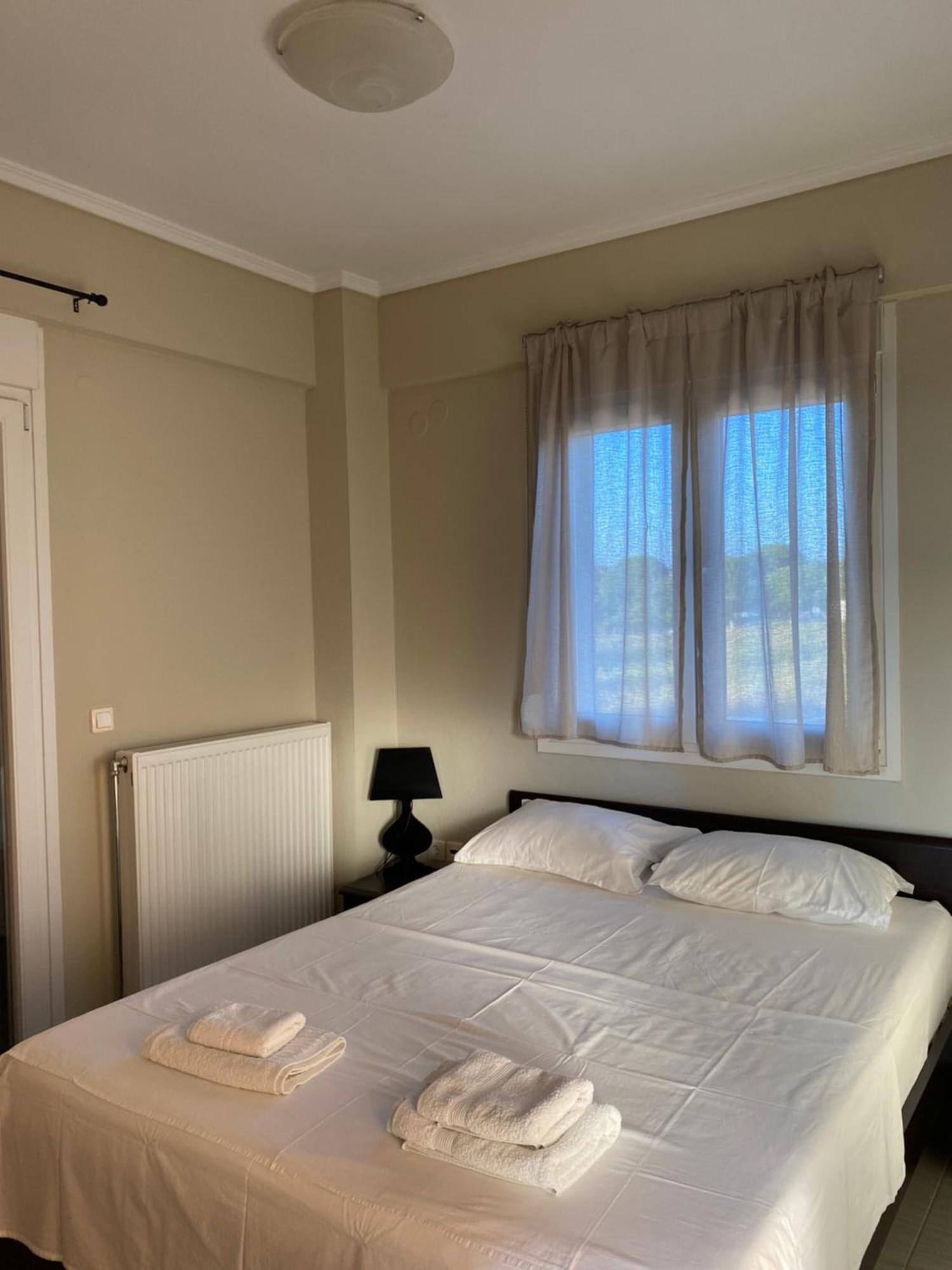 Vasilia Apartamento Néa Iráklia Exterior foto